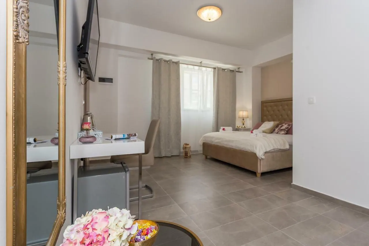 Luxury Rooms Saint Jacob Трогир 4*,  Хорватия