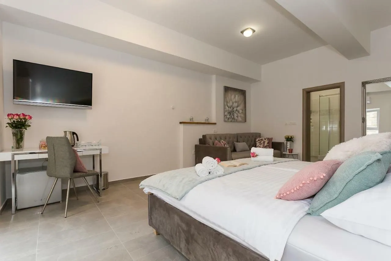 Luxury Rooms Saint Jacob Traù
